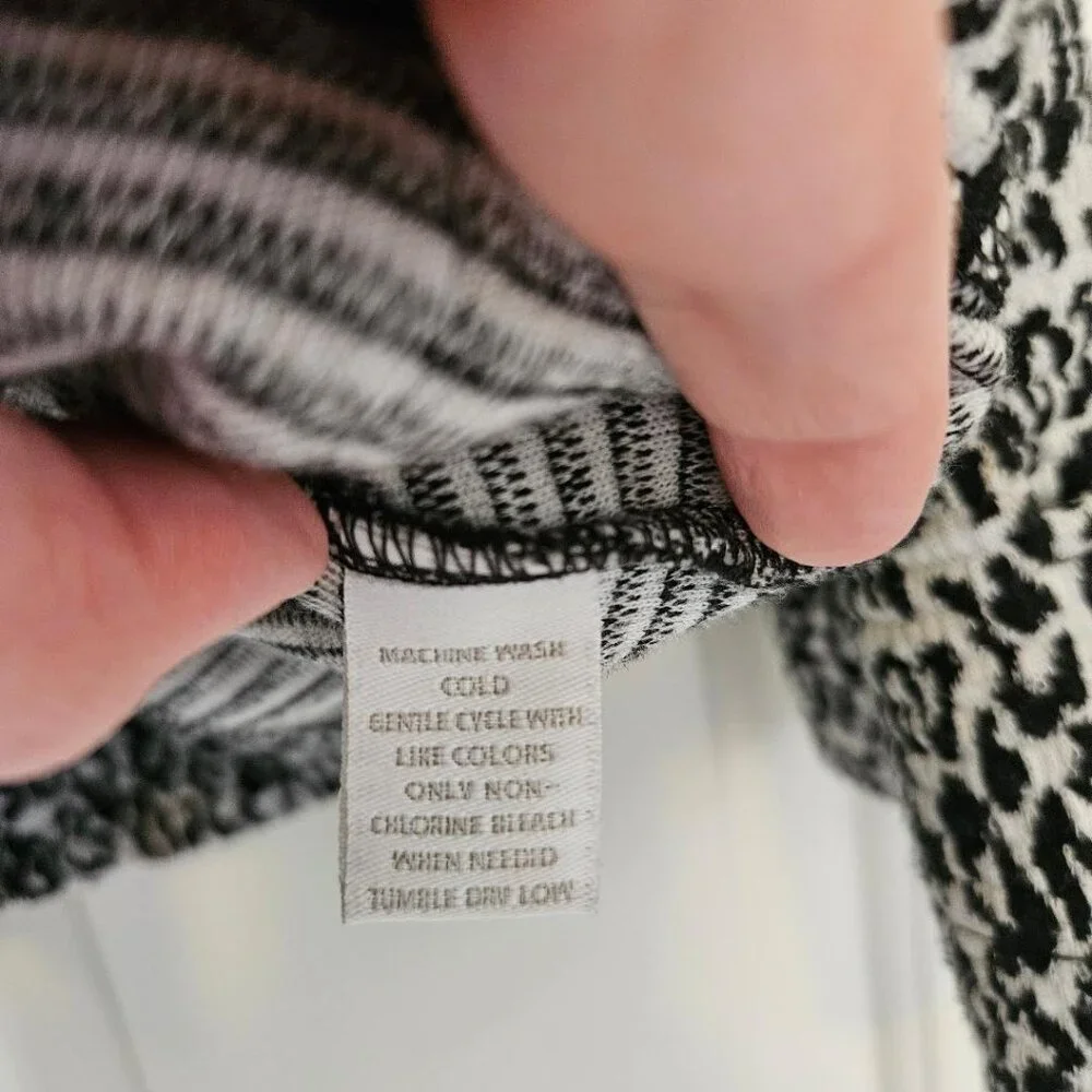 Charter Club Gray Leopard Animal Print Women's Jacket Petite Small w/Buttons